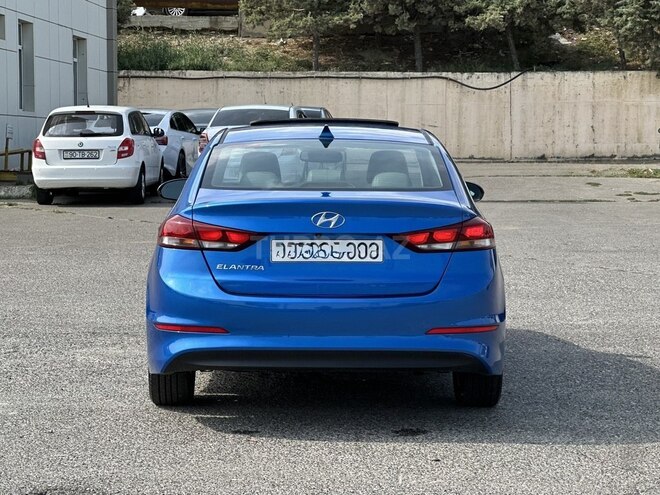 Hyundai Elantra 2017, 132,795 km - 2.0 л - Bakı