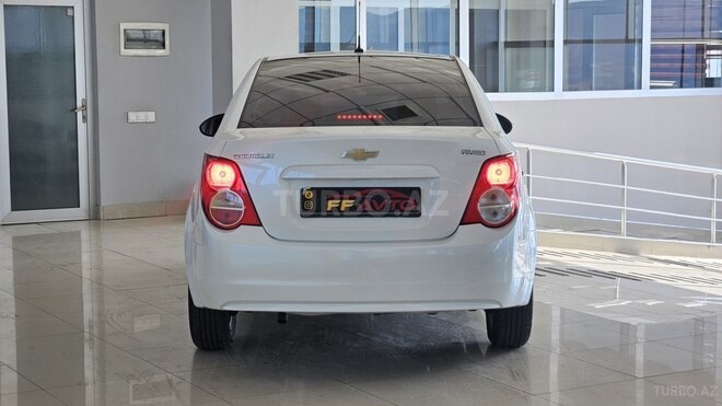 Chevrolet Aveo 2015, 140,500 km - 1.4 l - Bakı