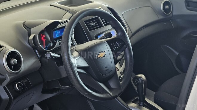 Chevrolet Aveo 2015, 140,500 km - 1.4 l - Bakı