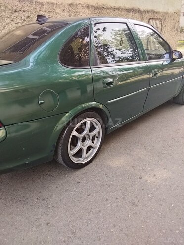 Opel Vectra 1998, 665,530 km - 1.6 l - Ağstafa