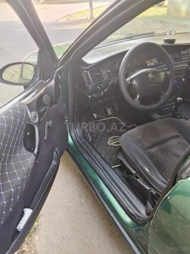 Opel Vectra 1998, 665,530 km - 1.6 l - Ağstafa