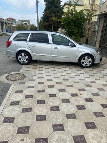 Opel Astra 2006, 326,000 km - 1.4 l - Sumqayıt