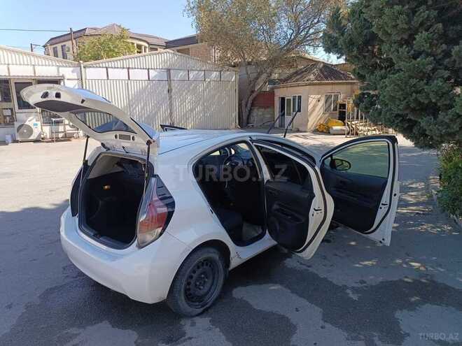 Toyota Aqua 2016, 270,000 km - 1.5 l - Bakı