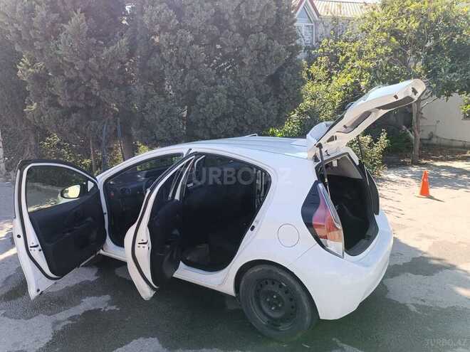 Toyota Aqua 2016, 270,000 km - 1.5 l - Bakı