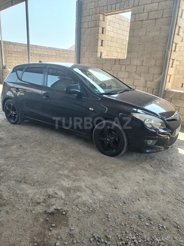 Hyundai i30 2010, 203,000 km - 1.4 л - Bakı