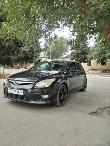 Hyundai i30 2010, 203,000 km - 1.4 л - Bakı