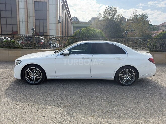 Mercedes E 220 d 2017, 249,500 km - 2.0 l - Bakı