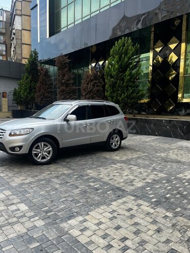 Hyundai Santa Fe 2009, 221,000 km - 2.2 l - Bakı