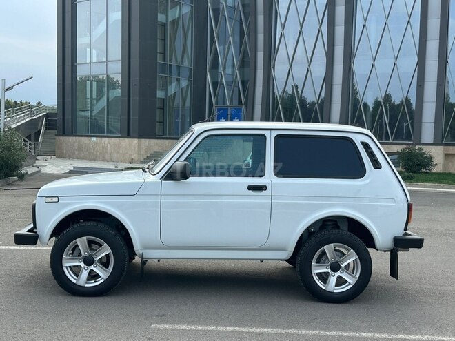 LADA (VAZ) Niva 2025, 22,000 km - 1.7 l - Gəncə