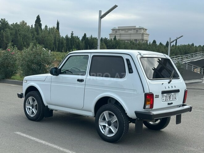 LADA (VAZ) Niva 2025, 22,000 km - 1.7 l - Gəncə