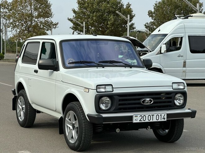 LADA (VAZ) Niva 2025, 22,000 km - 1.7 l - Gəncə