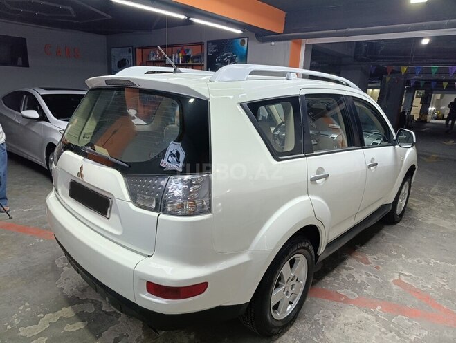 Mitsubishi Outlander 2010, 338,000 km - 2.4 l - Bakı