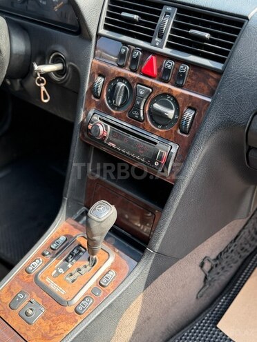 Mercedes C 230 1999, 194,000 km - 2.3 l - Balakən