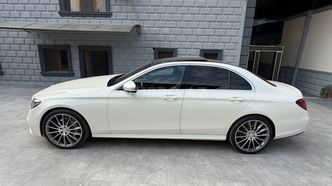 Mercedes E 300 4MATIC 2017, 213,000 km - 2.0 l - Gəncə