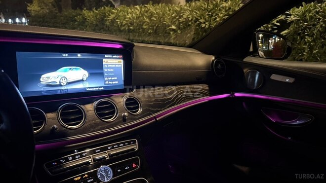 Mercedes E 300 4MATIC 2017, 213,000 km - 2.0 l - Gəncə