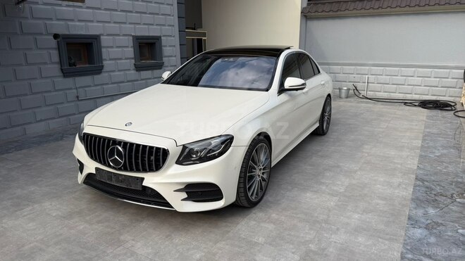 Mercedes E 300 4MATIC 2017, 213,000 km - 2.0 l - Gəncə