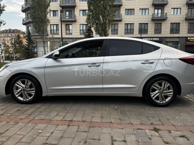 Hyundai Elantra 2019, 196,000 km - 2.0 l - Bakı