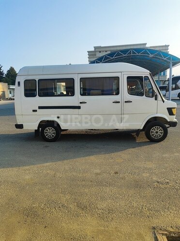 Mercedes 208 D 1996, 379,500 km - 2.3 л - Xaçmaz