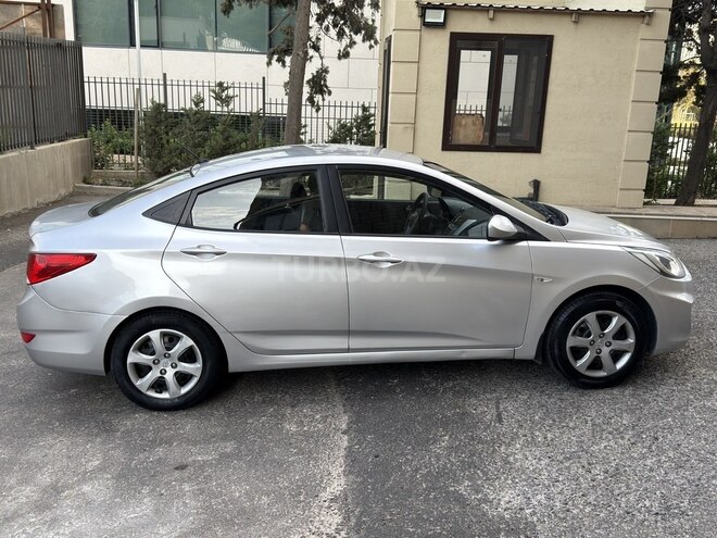 Hyundai Accent 2011, 167,000 km - 1.4 l - Bakı