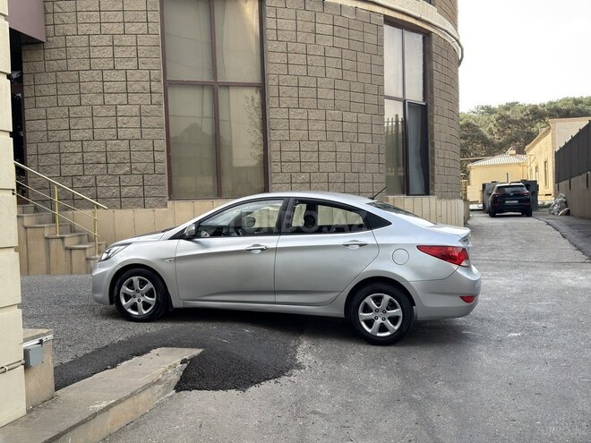 Hyundai Accent 2011, 167,000 km - 1.4 l - Bakı