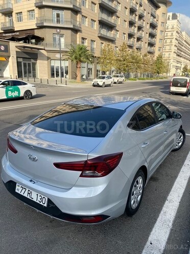 Hyundai Elantra 2019, 174,894 km - 2.0 l - Bakı