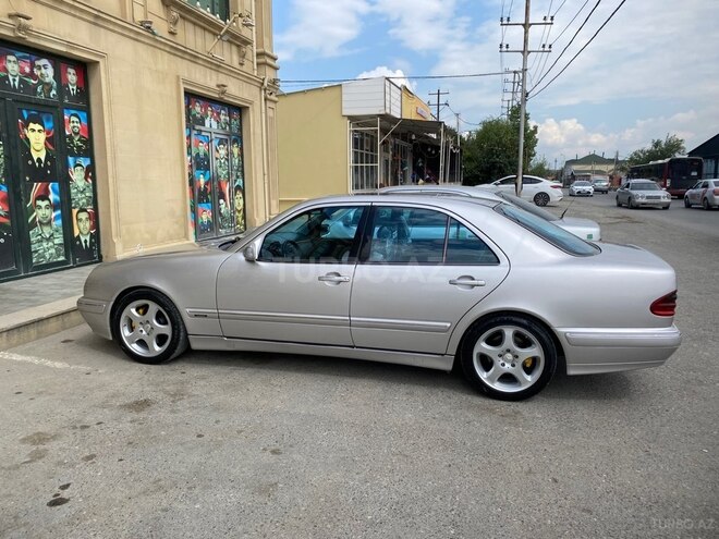 Mercedes E 270 2001, 331,000 km - 2.7 л - Bakı