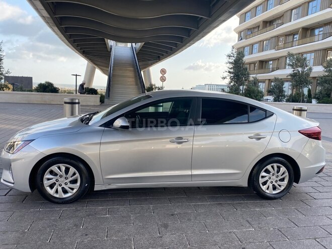 Hyundai Elantra 2019, 174,894 km - 2.0 l - Bakı