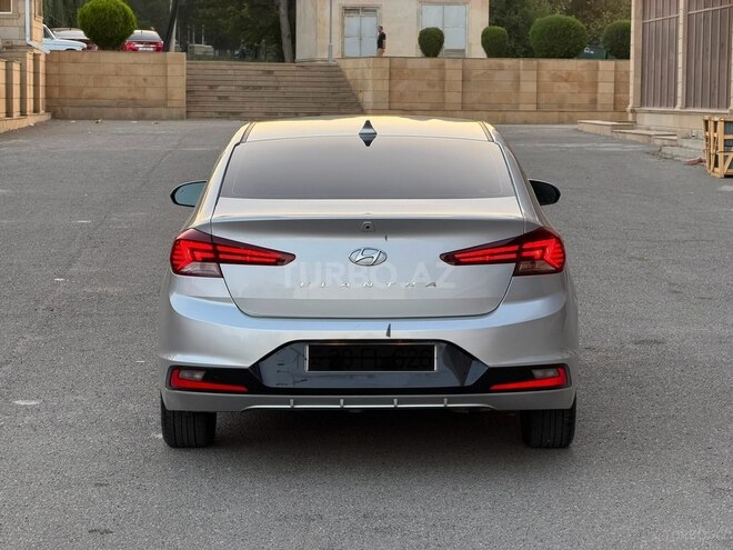 Hyundai Elantra 2019, 152,888 km - 2.0 l - Gəncə