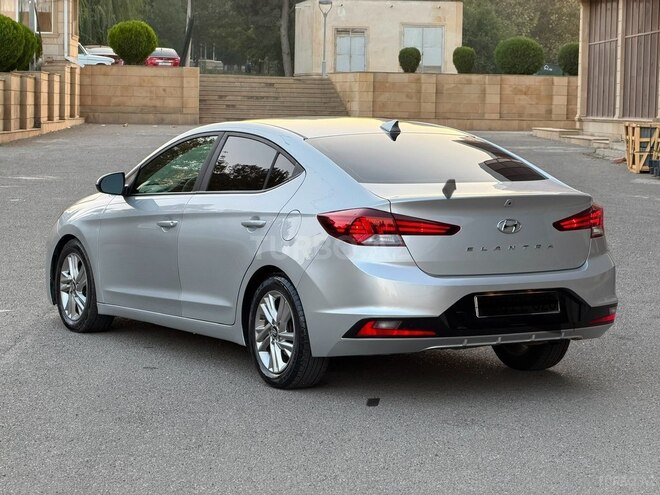 Hyundai Elantra 2019, 152,888 km - 2.0 l - Gəncə