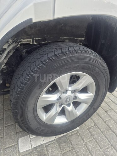 Toyota Land Cruiser Prado 2010, 239,000 km - 2.7 l - Bakı