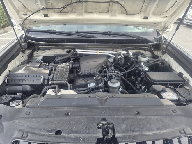 Toyota Land Cruiser Prado 2010, 239,000 km - 2.7 l - Bakı