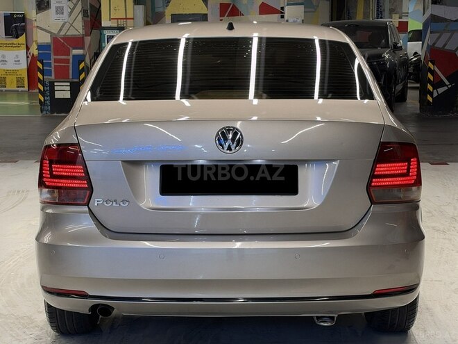 Volkswagen Polo 2019, 233,000 km - 1.6 l - Bakı