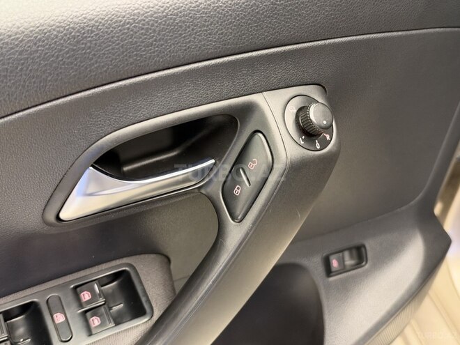 Volkswagen Polo 2019, 233,000 km - 1.6 l - Bakı