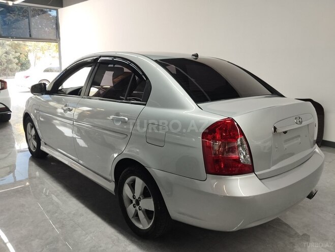 Hyundai Accent 2010, 220,000 km - 1.5 l - Bakı