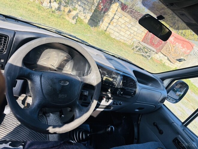 Ford Transit 1999, 250,000 km - 2.4 л - Qəbələ