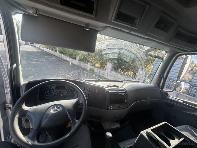 Mercedes Atego 816 2009, 225,000 km - 4.3 l - Qəbələ