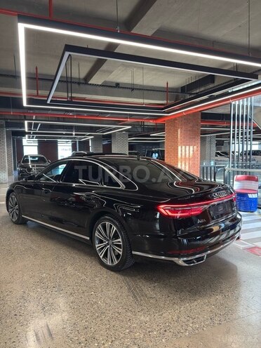 Audi A8 2018, 215,700 km - 3.0 l - Bakı