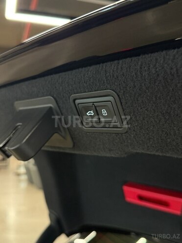 Audi A8 2018, 215,700 km - 3.0 l - Bakı