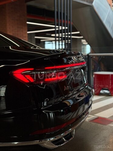 Audi A8 2018, 215,700 km - 3.0 l - Bakı