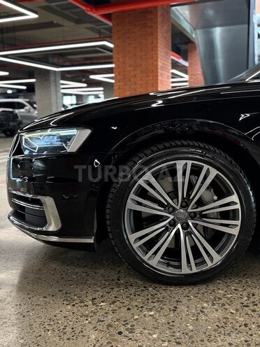 Audi A8 2018, 215,700 km - 3.0 l - Bakı