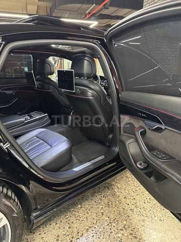 Audi A8 2018, 215,700 km - 3.0 l - Bakı