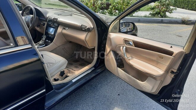 Mercedes C 240 2002, 515,804 km - 2.6 l - Bakı