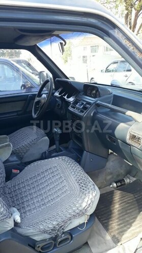 Mitsubishi Pajero 1992, 249,000 km - 2.5 l - Astara