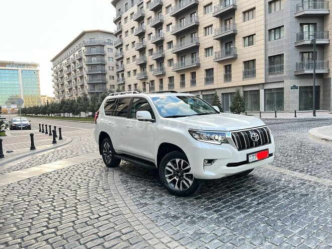 Toyota Land Cruiser Prado 2022, 70,000 km - 2.8 l - Bakı