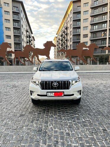 Toyota Land Cruiser Prado 2022, 70,000 km - 2.8 l - Bakı