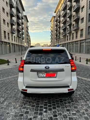 Toyota Land Cruiser Prado 2022, 70,000 km - 2.8 l - Bakı