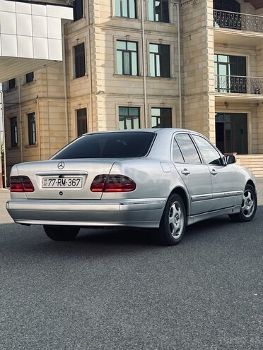 Mercedes E 220 1999, 465,000 km - 2.2 l - İmişli