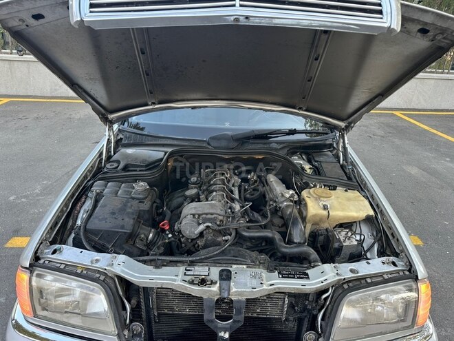 Mercedes C 200 2000, 433,167 km - 2.2 l - Şamaxı