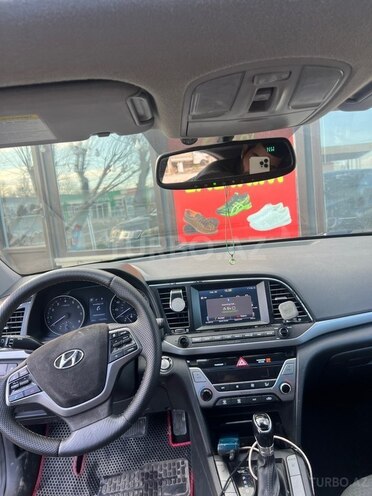 Hyundai Elantra 2017, 195,000 km - 2.0 л - Bakı