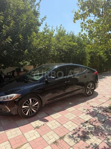 Hyundai Elantra 2017, 195,000 km - 2.0 л - Bakı